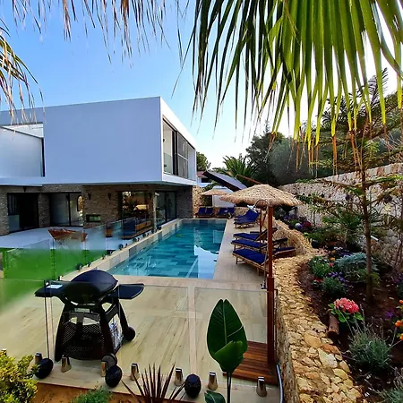 Mitjana's House * Cala Galdana (Menorca)